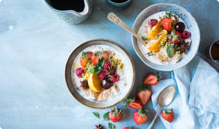 tasty fruits oatmeal